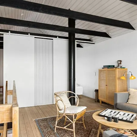Ethly Apartment